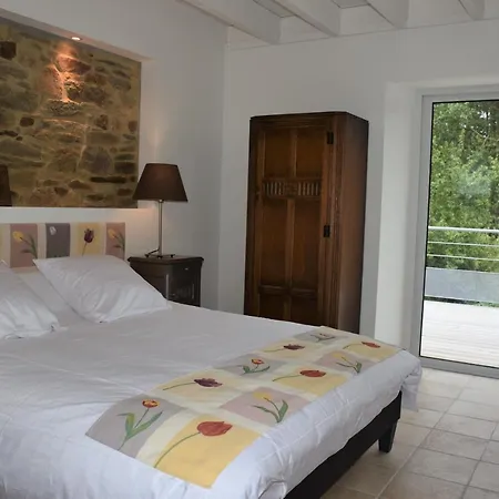 Domaine Des Fougères Bed & Breakfast Guimaec